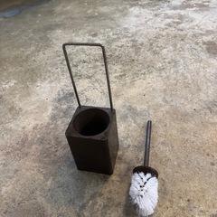 ほぼ新品、トイレたわしの画像