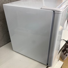 アイリスオーヤマ　冷蔵庫　1ドア　サイコロ型　2020年製　　AF-42L-Wの画像