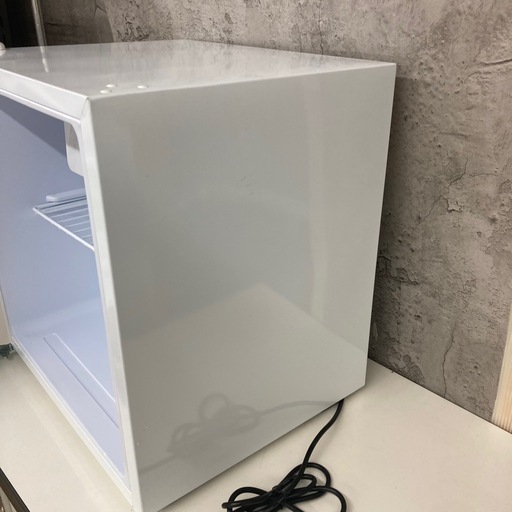 アイリスオーヤマ　冷蔵庫　1ドア　サイコロ型　2020年製　　AF-42L-W