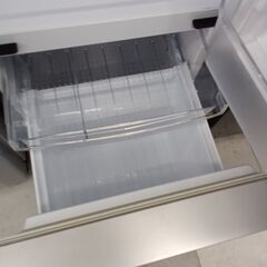 ★リユースのサカイ千葉中央店★ SHARP 冷蔵庫 137L 20年製 動作確認／クリーニング済み TC5322の画像