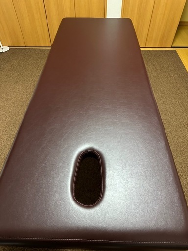 施術ベッド 有こ孔