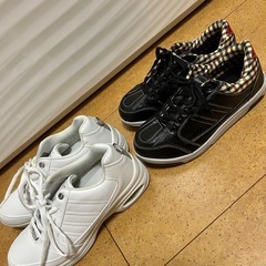 マイスキッパー レディーススニーカー白黒2足セットの画像