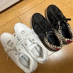 マイスキッパー レディーススニーカー白黒2足セットの画像