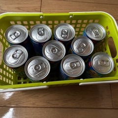 【決まりました】ジョージアコーヒー10本+収納カゴの画像