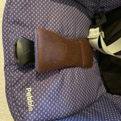 マキシコシ　ペブル　2wayfix エアバギー用の取り付け用アダプターありの画像