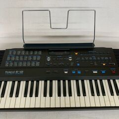 【Roland】 ローランド E-12 キーボード 電子ピアノ 楽器 音楽 鍵盤楽器 シンセサイザー A0826の画像