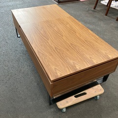 昇降センターテーブル　ニトリの画像