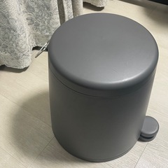 足踏み開閉 ゴミ箱の画像