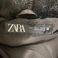 ZARA  ダウンの画像