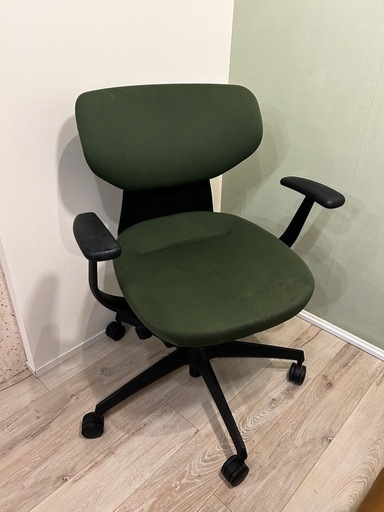 【デスクチェア】コクヨing 定価10万円