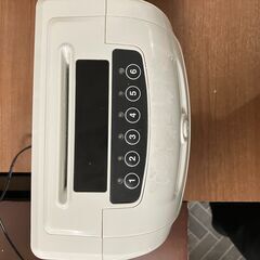 タイムカード打刻機（タイムレコーダー）の画像