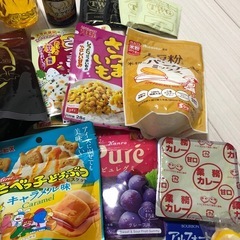 お菓子飲み物など、百貨店のお菓子、芋多めの画像