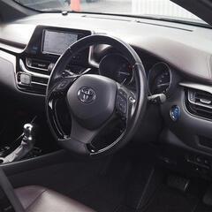 中古でしか乗れない？おすすめSUVのC-HR🎶自社ローンのカートルズ本庄店🎶の画像