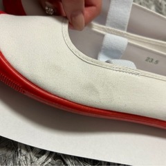 きゃりおっとキャリオット上履　23.5センチ　室内で２日使用 の画像