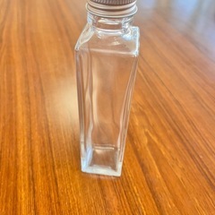 10個セット②未使用！ガラス製スクエアボトルの画像