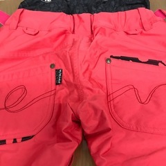 スキー・スノーボードパンツESTIVO レディース Sサイズ EV-7330Wの画像