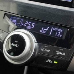 人気のプリウス🌈後席モニターついてます♬《トヨタ プリウス アルファ S Lセレクション》の画像