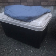 コンテナBOX2個＋バッグの画像