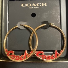コーチピアスの画像