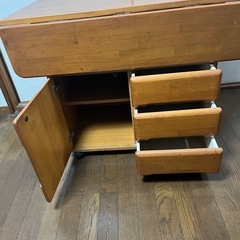 万能テーブルの画像