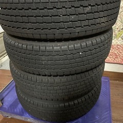 タイヤ　ホイール　タイヤチェーンの画像