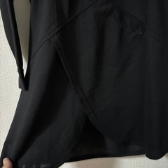 ロング丈レディーストップスの画像