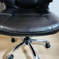 革張りチェアの画像