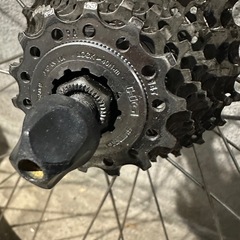 クロスバイク/ロードバイク700cホイール9sの画像