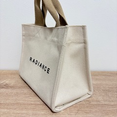 ちょっとしたお出かけに使えるバッグの画像