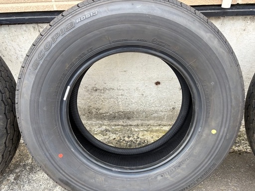 ハイエース　新車外し　タイヤ4本セット