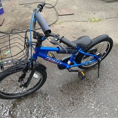 男の子用18インチ自転車の画像