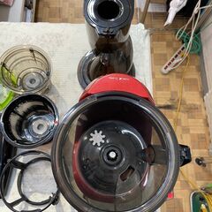 ジューサー クビンス ホールスロージューサー EVO-800 【安心の3ヶ月保証】🚚自社配送時💳代引き可🚚(現金、クレジット、スマホ決済対応)の画像