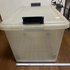 衣装ケースの画像