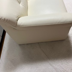 2人掛けソファ（ホワイト・皮）の画像