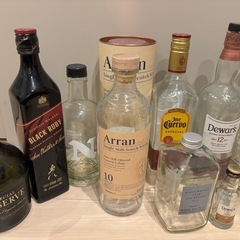 ウィスキー空瓶の画像