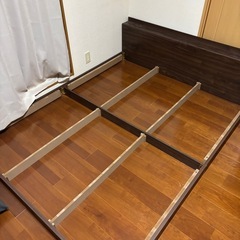 クイーンベッド　取引中の画像