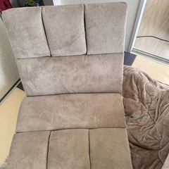 一人用リクライニングソファ(シート厚さ約25cm)の画像