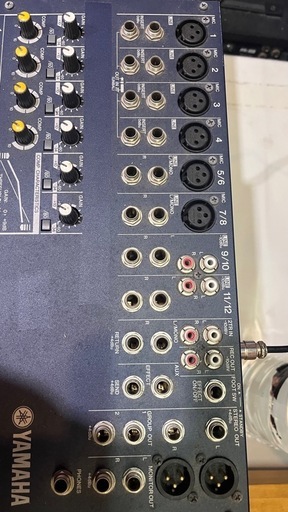 Yamaha MG124CXミキサー。