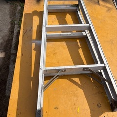 アルミ　ハシゴ　脚立の画像