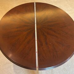 おしゃれ丸テーブル。コーヒーテーブル。の画像