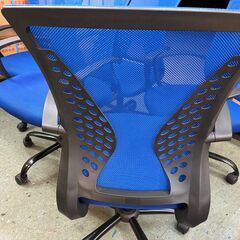 【無料で譲ります】事務用イス合計15脚　何本でもOKの画像