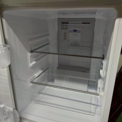 良品】シャープ　2ドア冷蔵庫　2017年製　北陸のみ送料無料　付け替えドアの画像