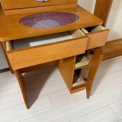 ドレッサー（化粧台）の画像