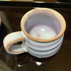 焼き物　コップと受け皿。窯元は読めませんでした。の画像