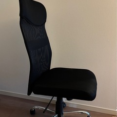 オフィスチェア　椅子　ゲーミングチェア　黒の画像