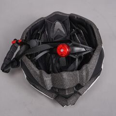 大人用ヘルメットの画像