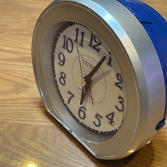 美品 電波時計 シチズンの画像