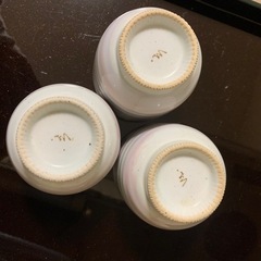 湯呑み3つの画像