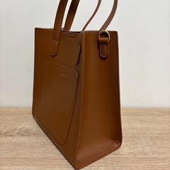 シンプルハンドバッグ（
ブラウン）の画像