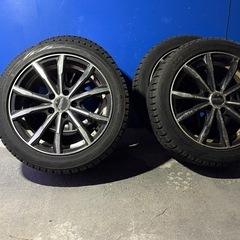 スタッドレスタイヤホイール付きの画像